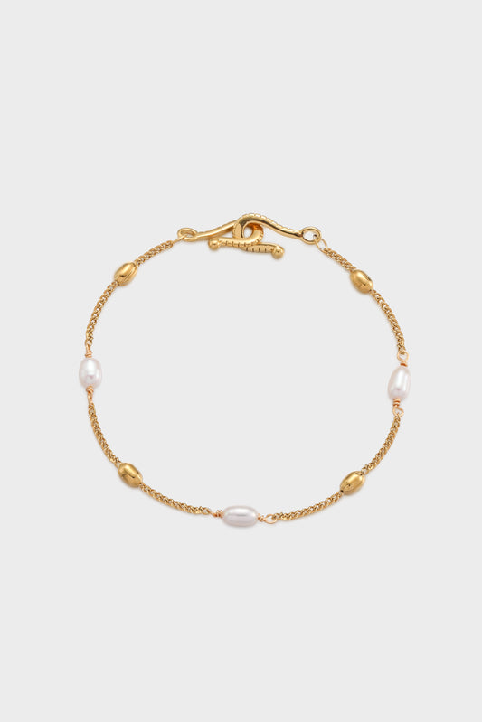 Effortless Freshwater Pearl Bracelet